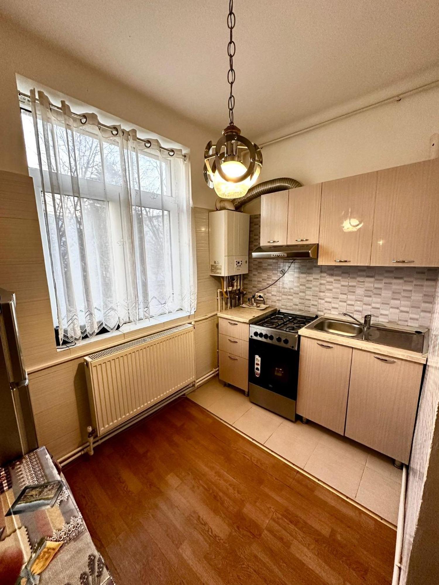 Garsoniera Ultracentral Apartment Bacau Bagian luar foto