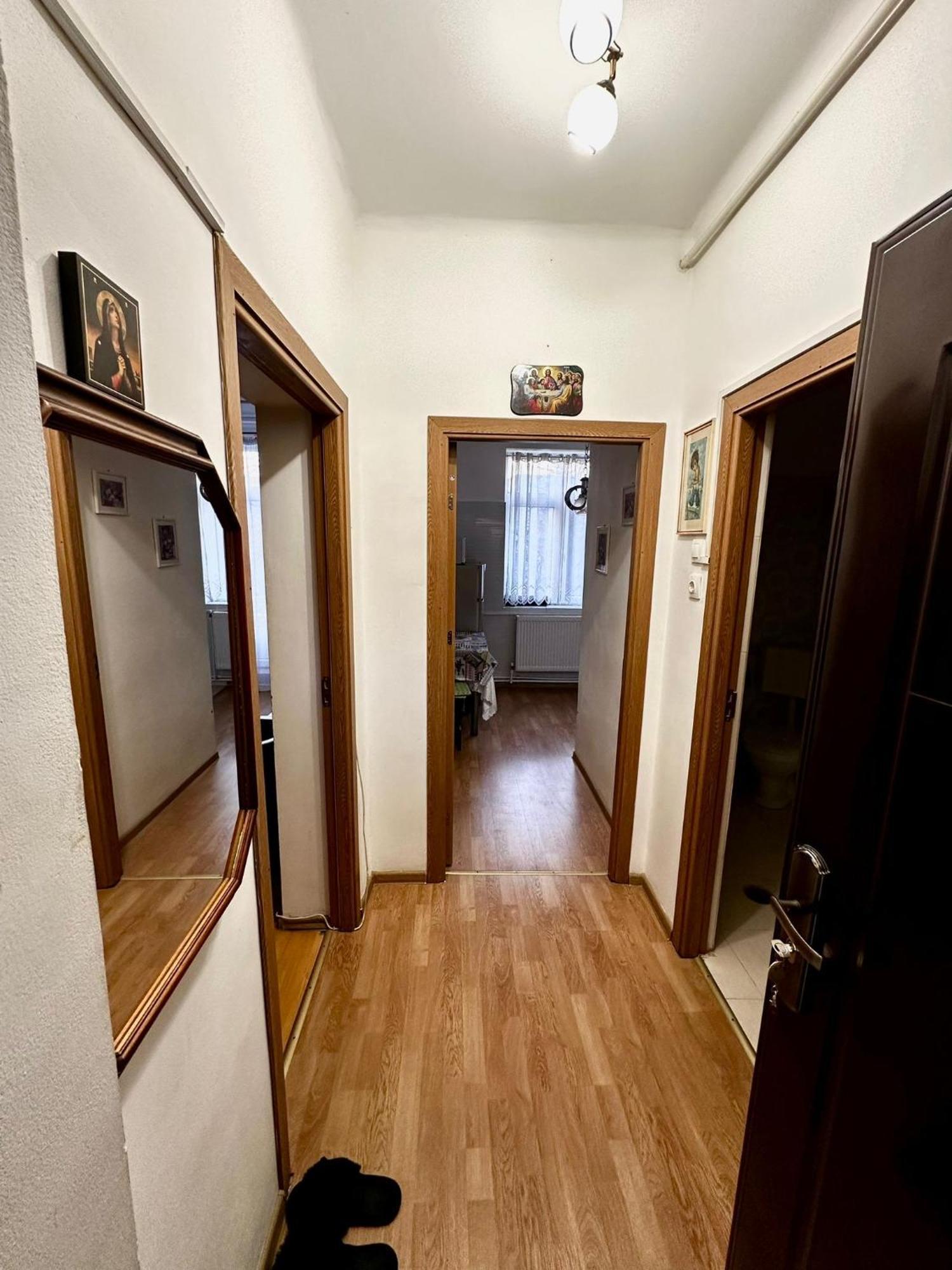 Garsoniera Ultracentral Apartment Bacau Bagian luar foto